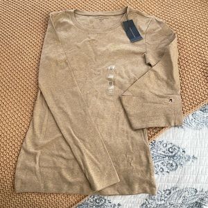 Timmy Hillfiger Long Sleeve Size M